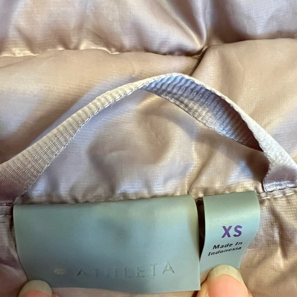 Athleta Downabout Down Puffer Jacket, Cardamom Spice, XS - Picture 9 of 12